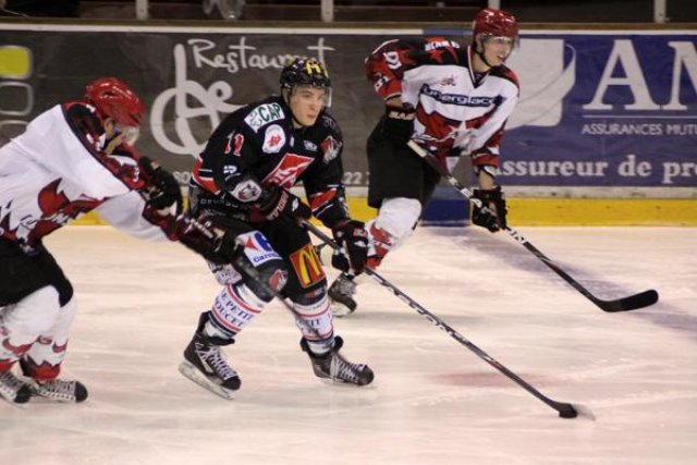 Photo hockey match Amiens  - Neuilly/Marne le 24/09/2011
