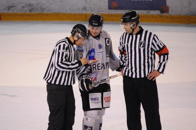 Photo hockey match Tours  - Nantes le 24/09/2011
