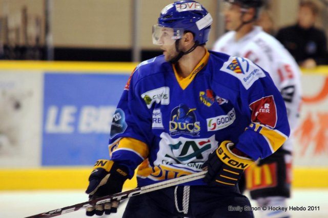 Photo hockey match Dijon  - Amiens  le 04/10/2011