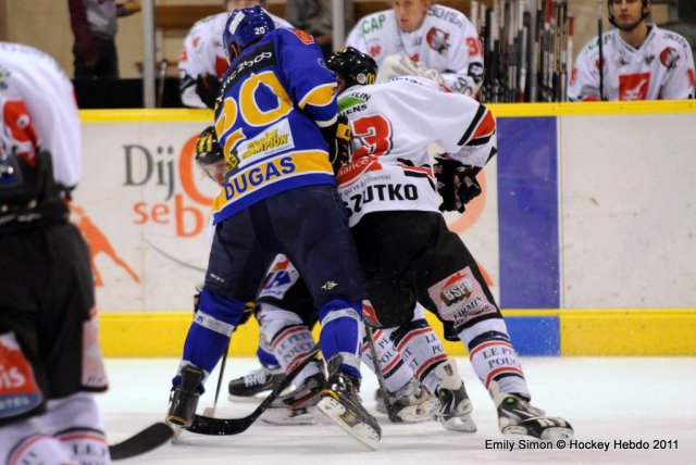 Photo hockey match Dijon  - Amiens  le 04/10/2011