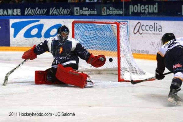 Photo hockey match Grenoble  - Chamonix  le 08/10/2011