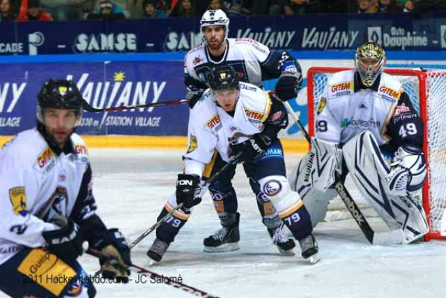 Photo hockey match Grenoble  - Chamonix  le 08/10/2011