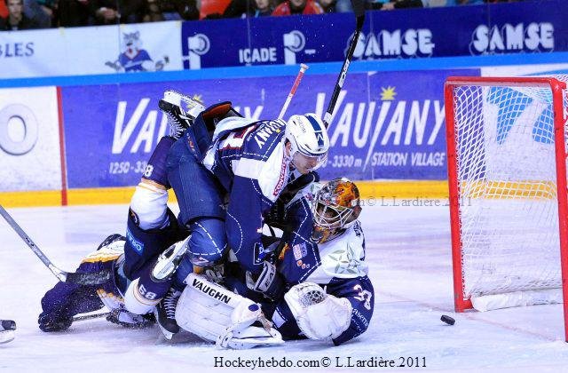 Photo hockey match Grenoble  - Chamonix  le 08/10/2011