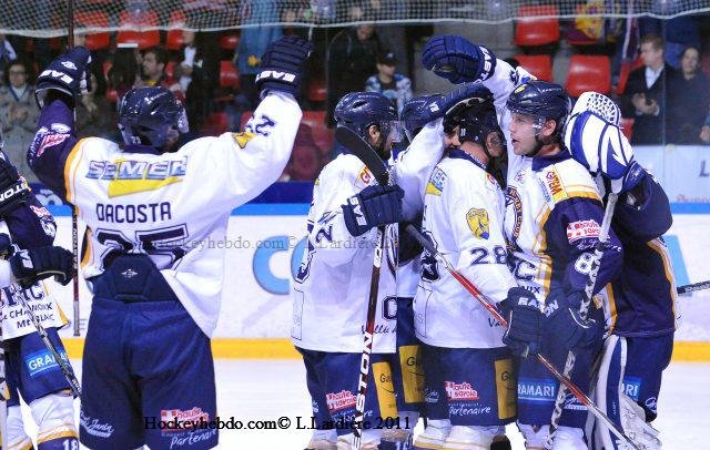 Photo hockey match Grenoble  - Chamonix  le 08/10/2011