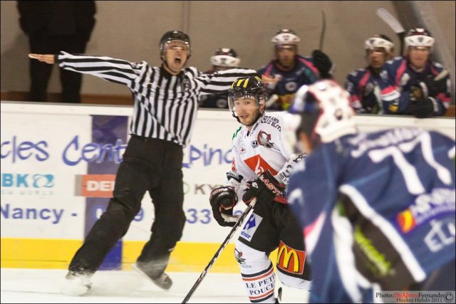 Photo hockey match Epinal  - Amiens  le 11/10/2011
