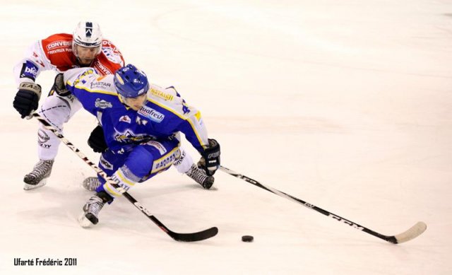 Photo hockey match Villard-de-Lans - Grenoble  le 11/10/2011