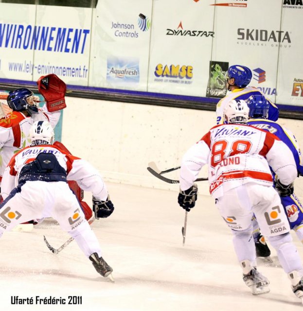 Photo hockey match Villard-de-Lans - Grenoble  le 11/10/2011