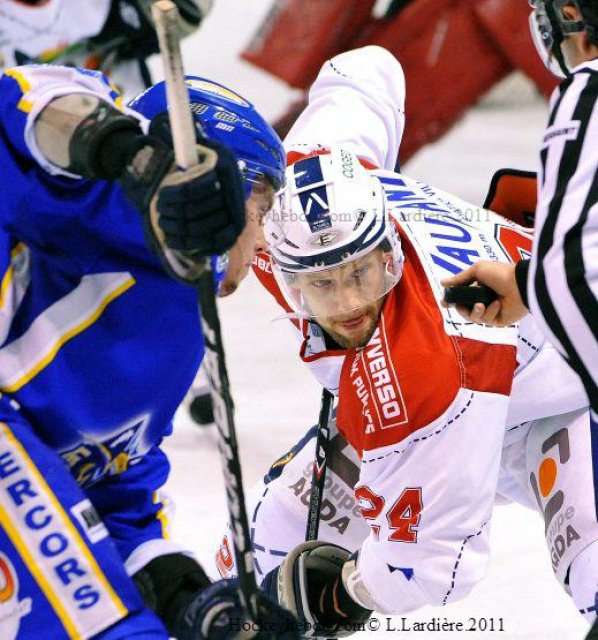 Photo hockey match Villard-de-Lans - Grenoble  le 11/10/2011
