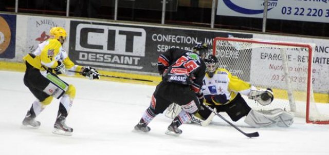 Photo hockey match Amiens  - Strasbourg  le 18/10/2011