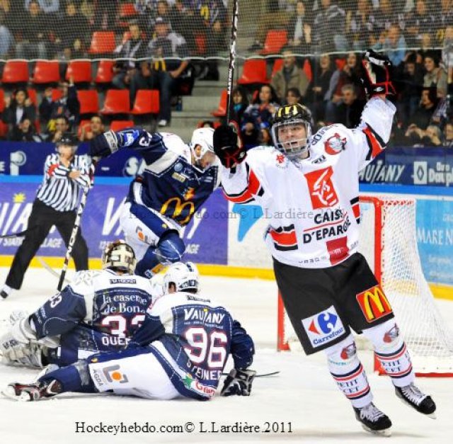 Photo hockey match Grenoble  - Amiens  le 29/10/2011