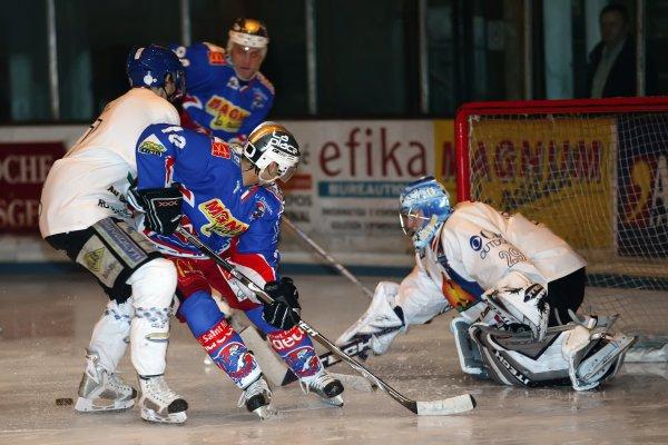 Epinal  4 - 1 Mont-Blanc