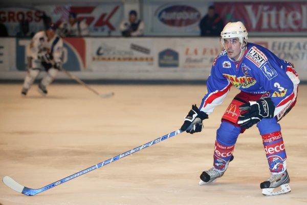 Epinal  4 - 1 Mont-Blanc