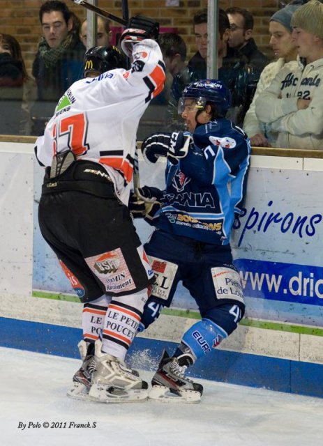 Photo hockey match Angers  - Amiens  le 16/11/2011