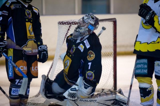 Photo hockey match Aubagne - Roanne le 10/12/2011
