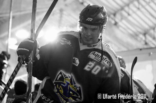Photo hockey match Villard-de-Lans - Amiens  le 30/12/2011