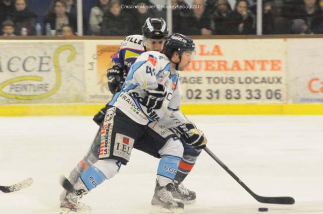 Photo hockey match Caen  - Angers  le 30/12/2011