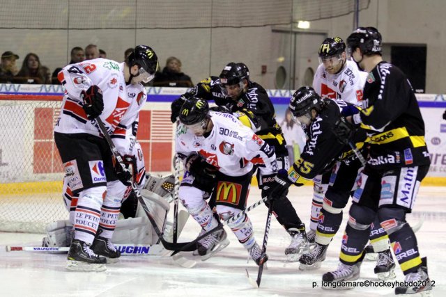Photo hockey match Rouen - Amiens  le 08/01/2012
