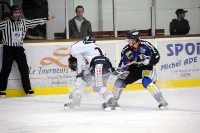 Photo hockey match Caen  - Angers  le 21/10/2008