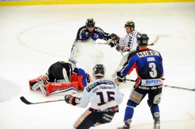 Photo hockey match Caen  - Angers  le 21/10/2008