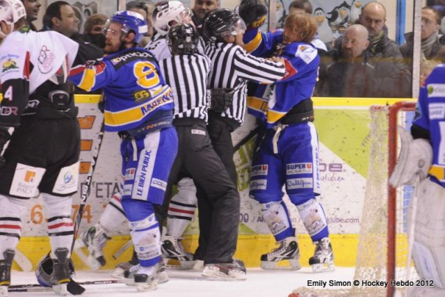Photo hockey match Dijon  - Briançon  le 17/02/2012