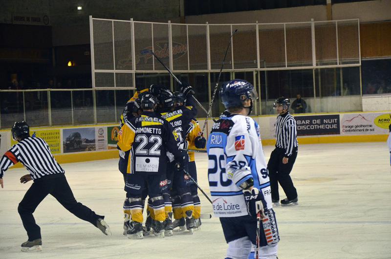 Chamonix  1 - 2 Angers 