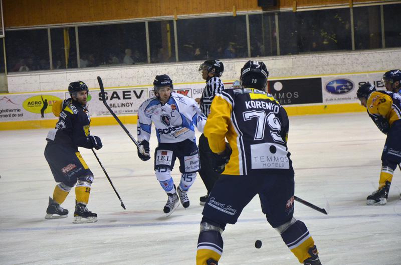 Chamonix  1 - 2 Angers 
