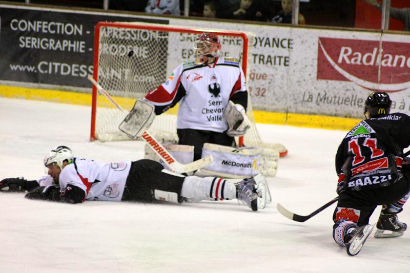 Amiens  4 - 3 Briançon 