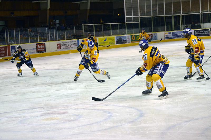 Chamonix  3 - 5 Dijon 