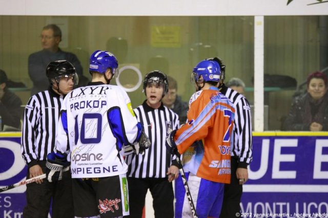Photo hockey match Clermont-Ferrand - Compiègne le 25/02/2012