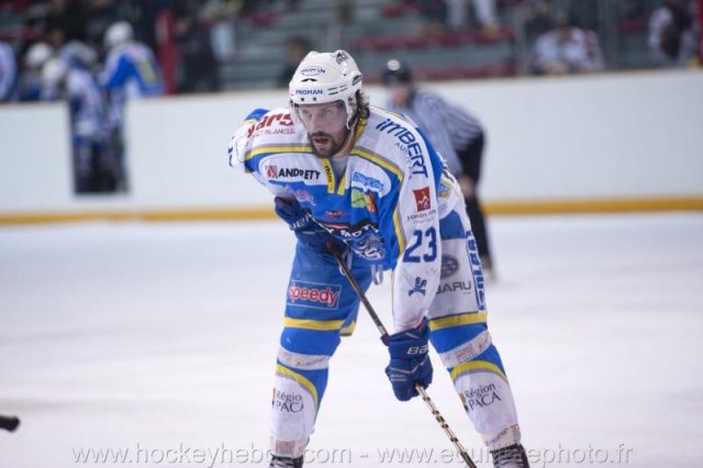 Photo hockey match Gap  - Morzine-Avoriaz le 28/02/2012