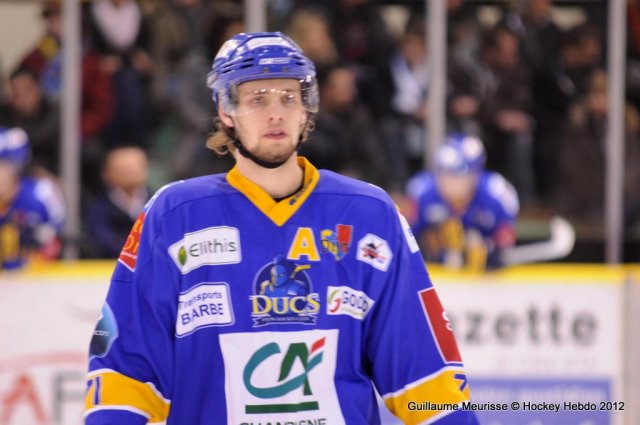 Photo hockey match Dijon  - Grenoble  le 06/03/2012