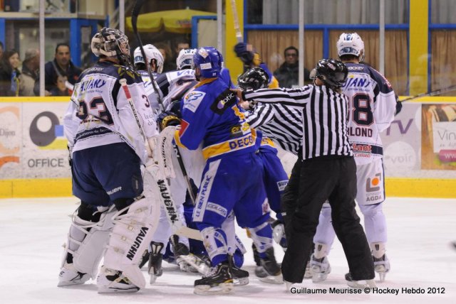Photo hockey match Dijon  - Grenoble  le 06/03/2012