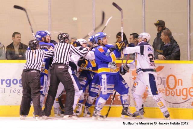 Photo hockey match Dijon  - Grenoble  le 06/03/2012