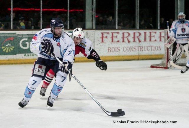 Photo hockey match Briançon  - Angers  le 07/03/2012