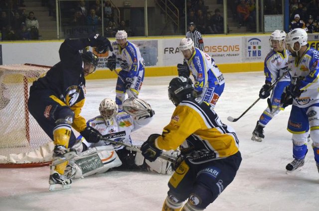 Photo hockey match Chamonix  - Gap  le 07/03/2012