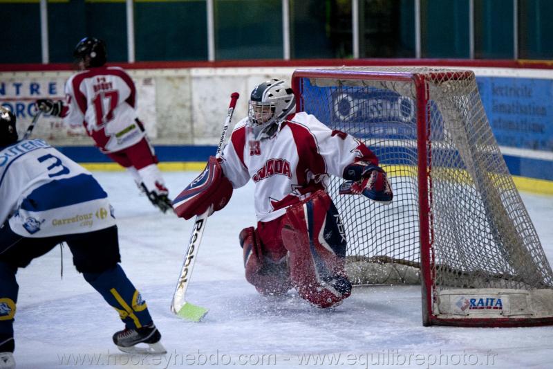 U13 : Avignon vs Mont-Royal Outremont (Canada) — Reportage