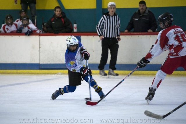 Photo hockey reportage U13 : Avignon vs Mont-Royal Outremont (Canada)