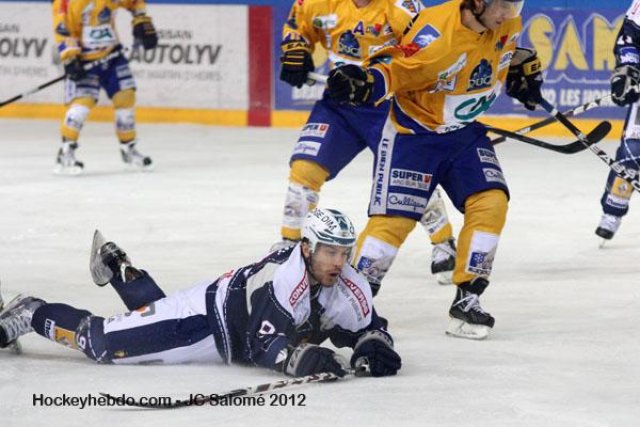 Photo hockey match Grenoble  - Dijon  le 09/03/2012
