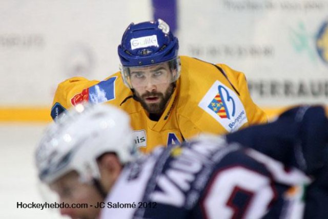 Photo hockey match Grenoble  - Dijon  le 09/03/2012