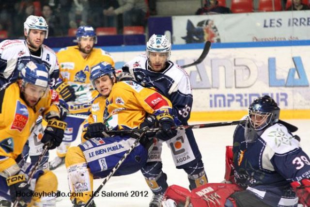 Photo hockey match Grenoble  - Dijon  le 09/03/2012