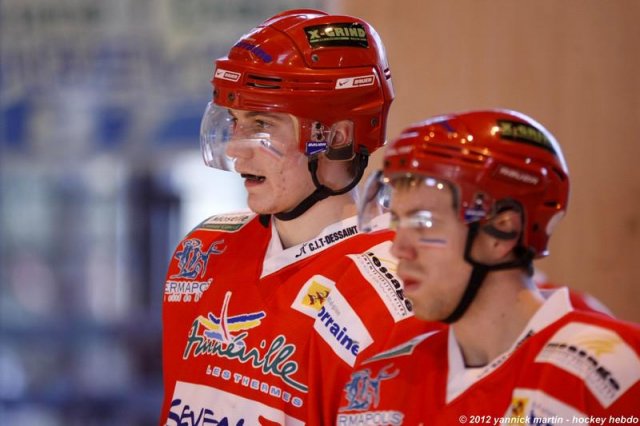 Photo hockey match Amnéville - Clermont-Ferrand le 10/03/2012