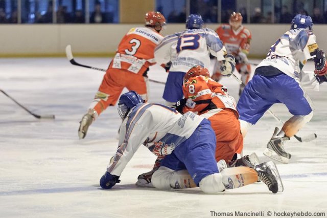 Photo hockey match Amnéville - Clermont-Ferrand le 10/03/2012