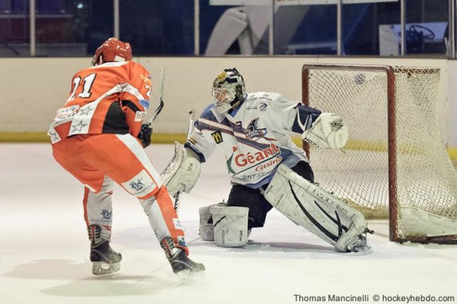 Photo hockey match Amnéville - Clermont-Ferrand le 10/03/2012