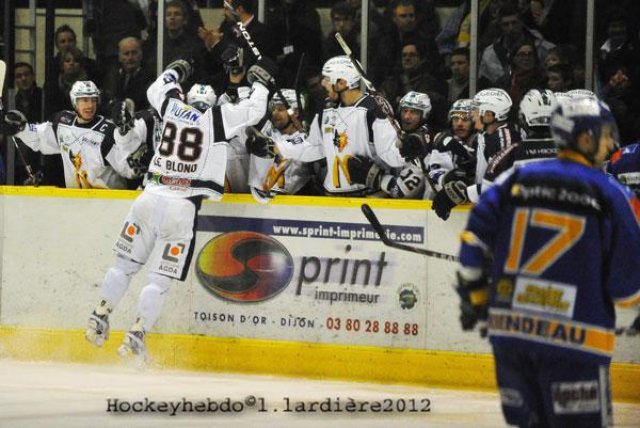 Photo hockey match Dijon  - Grenoble  le 13/03/2012