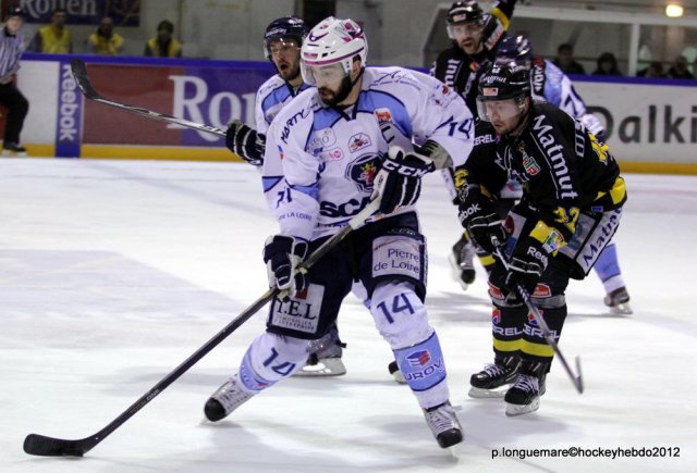 Photo hockey match Rouen - Angers  le 16/03/2012