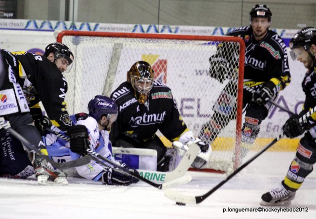 Photo hockey match Rouen - Angers  le 16/03/2012