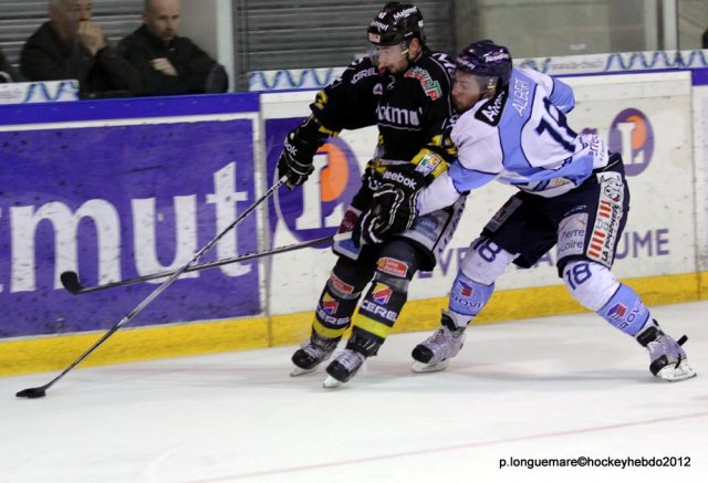 Photo hockey match Rouen - Angers  le 16/03/2012