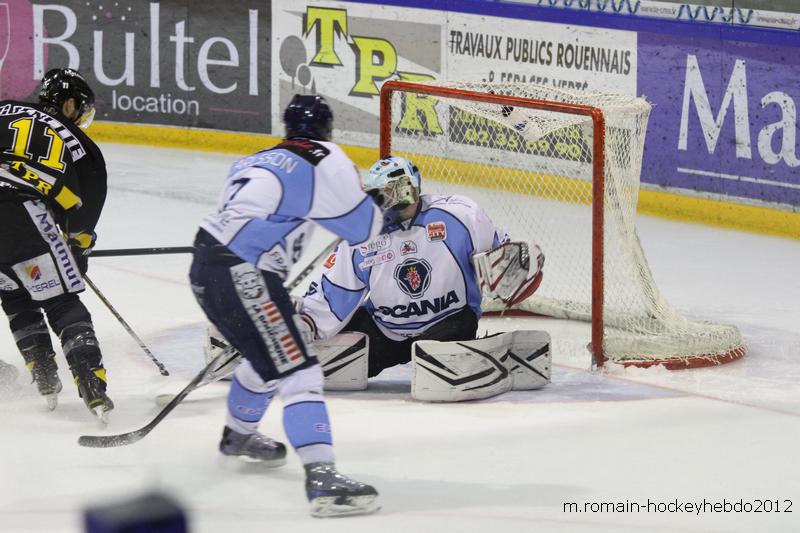 Rouen 2 - 1 Angers 