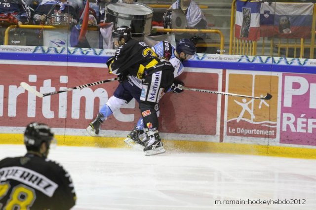 Photo hockey match Rouen - Angers  le 16/03/2012