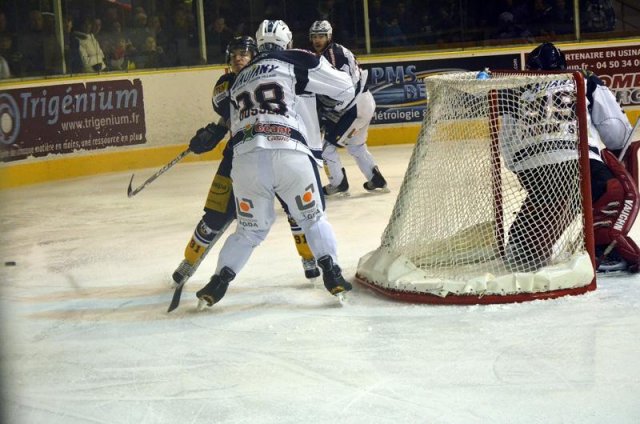 Photo hockey match Chamonix  - Grenoble  le 17/03/2012